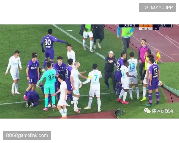 教练吃红牌后，球队还能换人吗？规则拆解